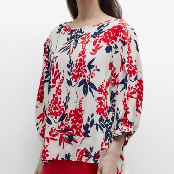 MASAI COPENHAGEN
Ducilla Floral Top In White with blue and red - Picture 7 of 11